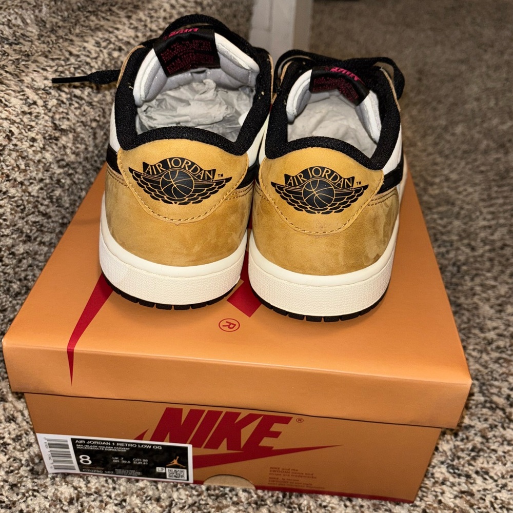 Air Jordan 1 low OG ‘R.O.T.Y’ NEW Sz. 8 men’s - Picture 5 of 8